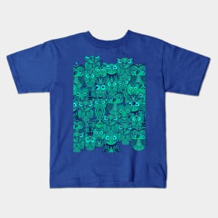 Tribal Design of Whimsical Green Owls Kids T-Shirt